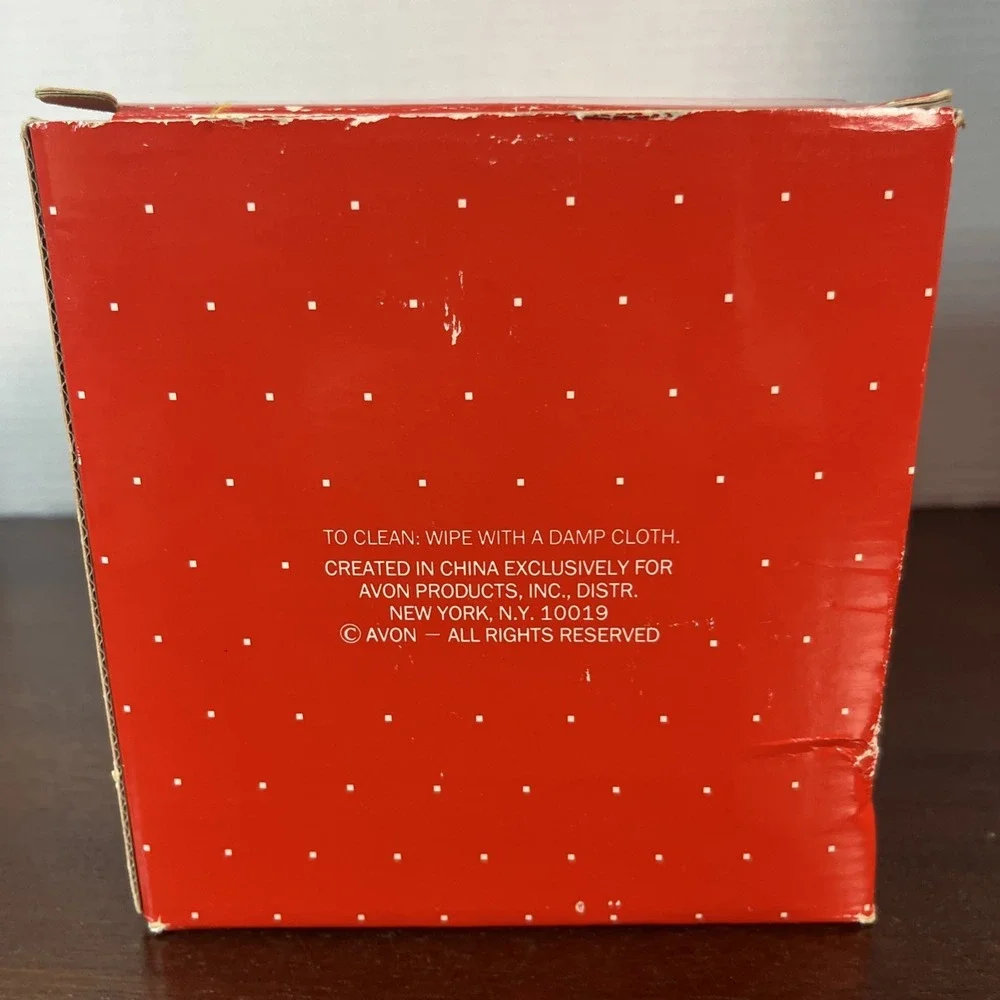 Vintage Avon Holiday Greetings Hanging Wicker Bell Classic Rustic Decor in Box‎